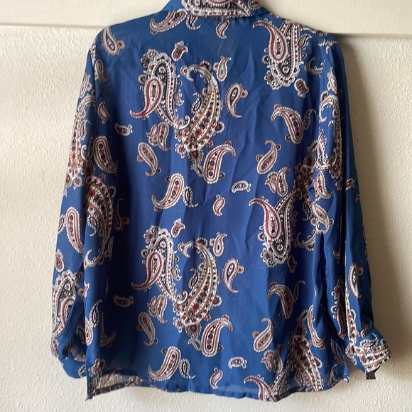 Vintage sheer blue floral printed long sleeve button down blouse by Bonworth - Picture 5 of 6